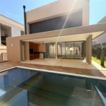 CASA À VENDA CONDOMINIO PORTAL BRAGANÇA | 4 SUÍTES | PISCINA