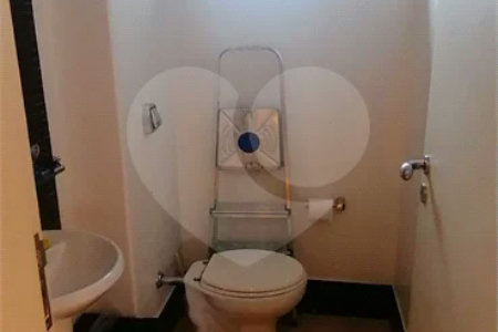 CONJUNTO COMERCIAL COM 45m2 PARA VENDA OU LOCAÇÃO NA VILA CLEMENTINO
