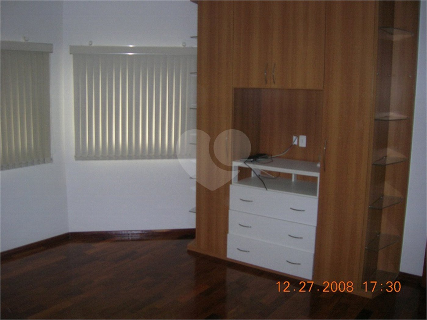 Casa no Condomínio Damha I