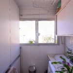Oportunidade Apartamento mobiliado á venda na saude com 60m² com 2 dorm e 2 vaga. Aceita e estuda Permuta ( sujeito a avaliação).