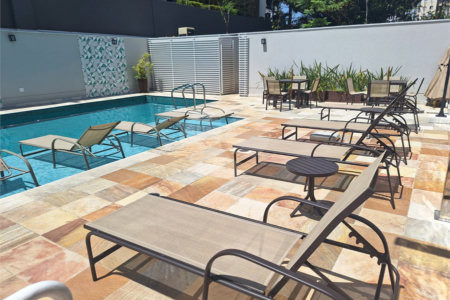 Apartamento com uma suíte para locação ao lado do Shopping Metrô Tatuapé. SP