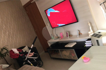 Apartamento no Condomínio Monte Logan.