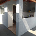 Casa Térrea com 3 dormitórios.
