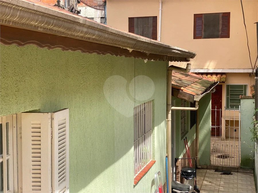 Terreno 10 X 30m,ideal para construtor, com casa principal, mais 3 casas no mesmo terreno e gerando renda, em Perdizes - São Paulo