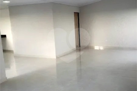 COBERTURA DUPLEX A VENDA NO BOSQUE DOS EUCALIPTOS COM 14OM², COM 3 DORMITÓRIOS, 1 SUÍTE,2 VAGAS,SJC