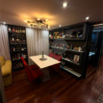 OPORTUNIDADE ÚNICA – APARTAMENTO COMPLETO, MOBILIADO E PRONTO PARA MORAR