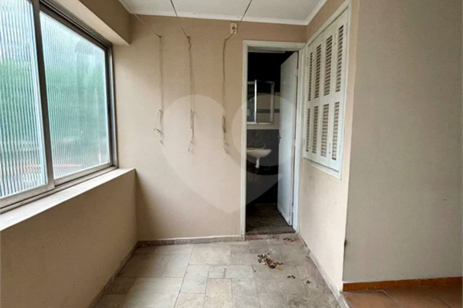 Sobrado com 3 dormitórios,1 suite, Quintal gourmet, 4 vagas à Venda no bairro Parada Inglesa em São Paulo.