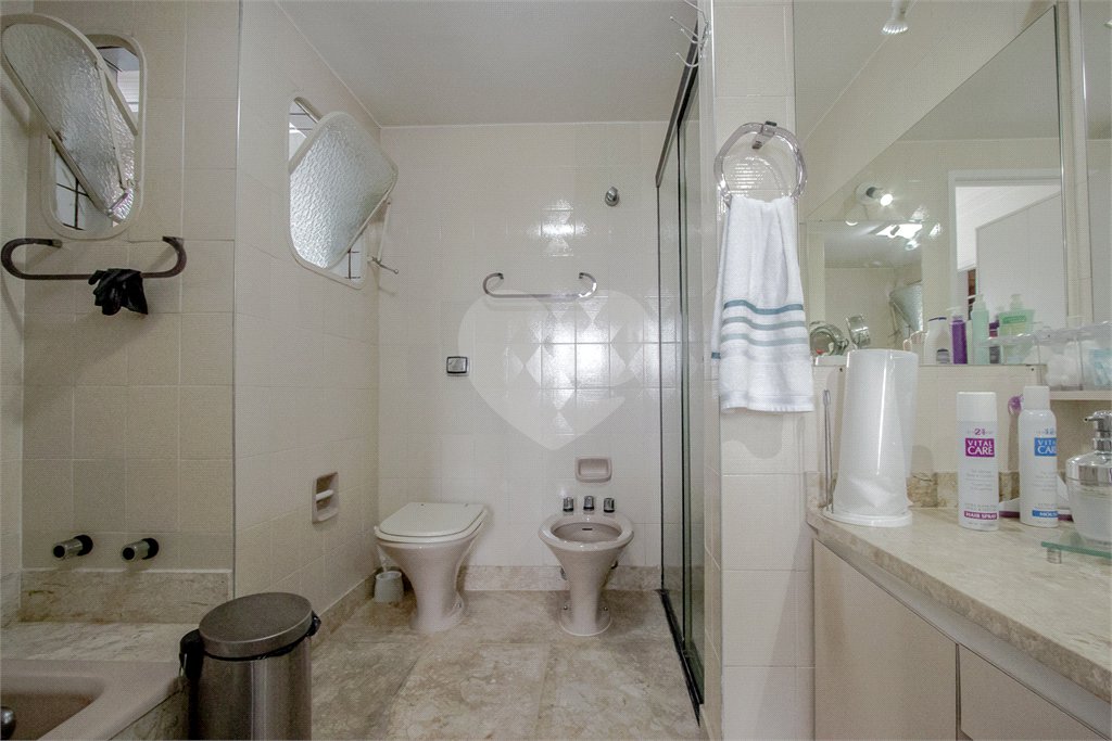 Apartamento à venda com 4 quartos, sendo 1 suíte, em Granja Julieta, São Paulo, SP