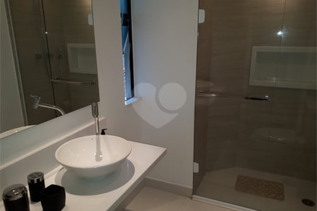 Apartamento à venda com 4 quartos, sendo 3 suítes, em Campo Belo, São Paulo, SP