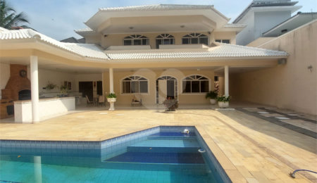 Casa à venda com 3 suítes no condomínio Rio Mar..., Rio de Janeiro - RJ