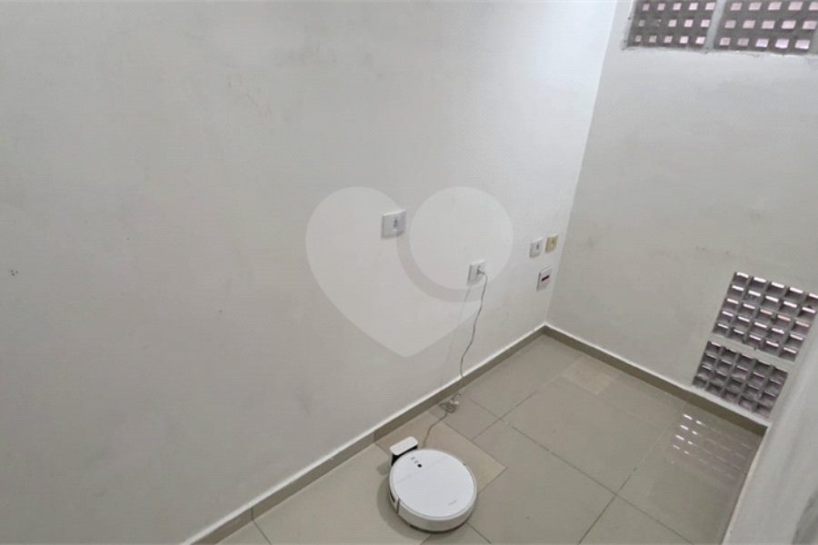 Casa Térrea à venda ou para alugar com 8 quartos, sendo 4 suítes, em Vila Pereira Barreto, São Paulo, SP