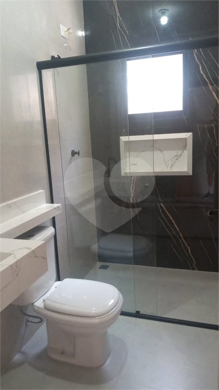 Casa Térrea à venda com 3 quartos, sendo 1 suíte,  no Centro, Bom Jesus dos Perdões, SP