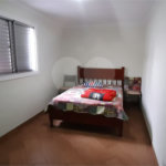 Sobrado à venda com 4 quartos, sendo 1 suíte, em Vila Lúcia, São Paulo, SP