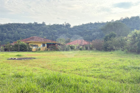 Sítio à venda com 3 quartos, sendo 1 suíte, no Centro, Guararema, SP