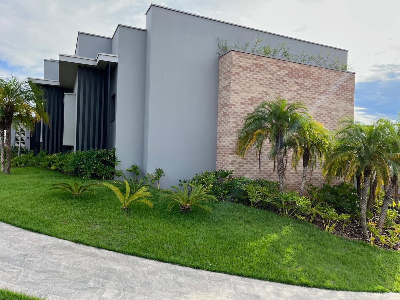Casa à venda com 3 suítes em Damha III, Presidente Prudente, SP