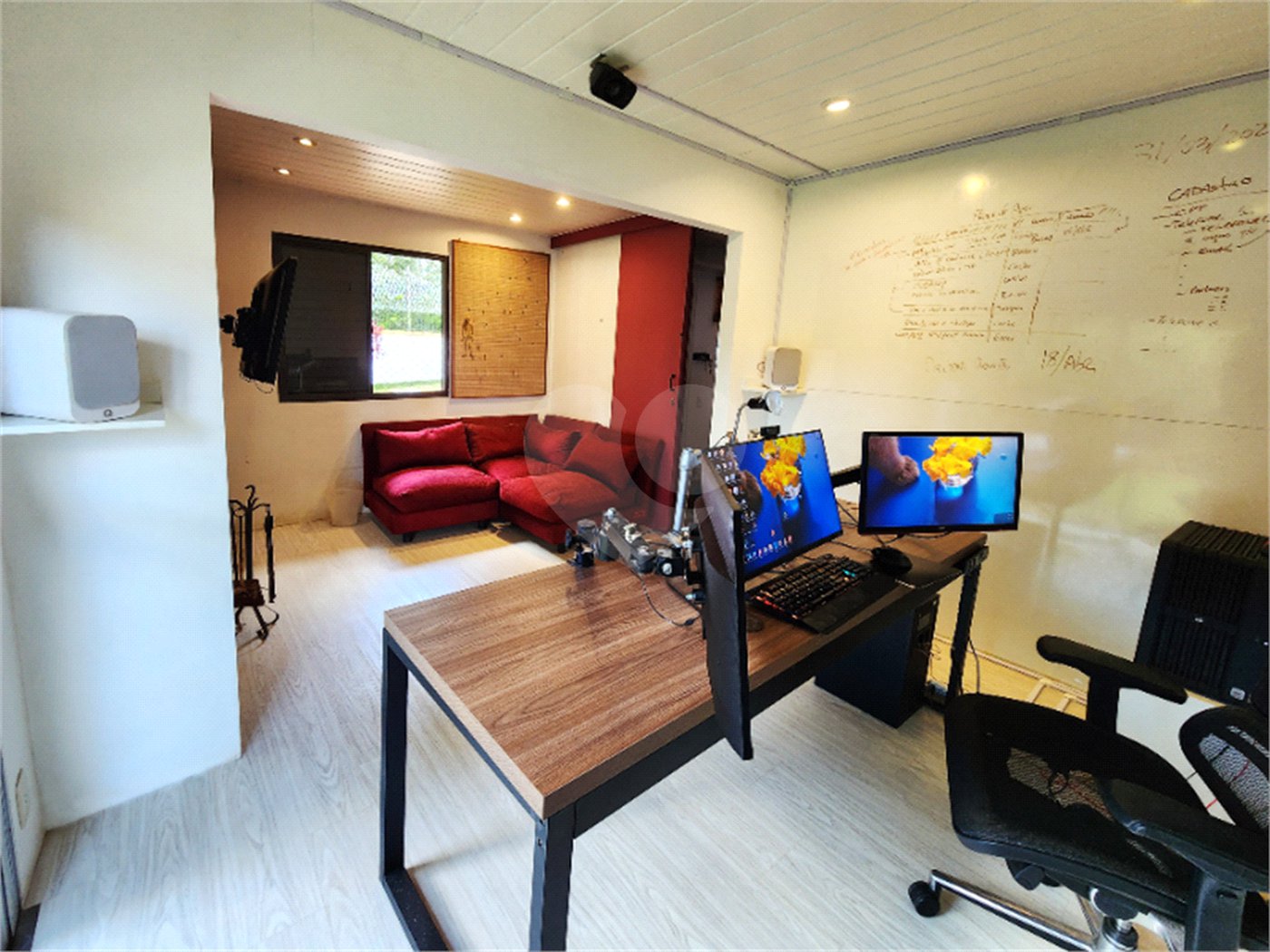 Casa à venda com 4 quartos, sendo 2 suítes,  no condomínio Vila Nova de Gaia, São Paulo - SP