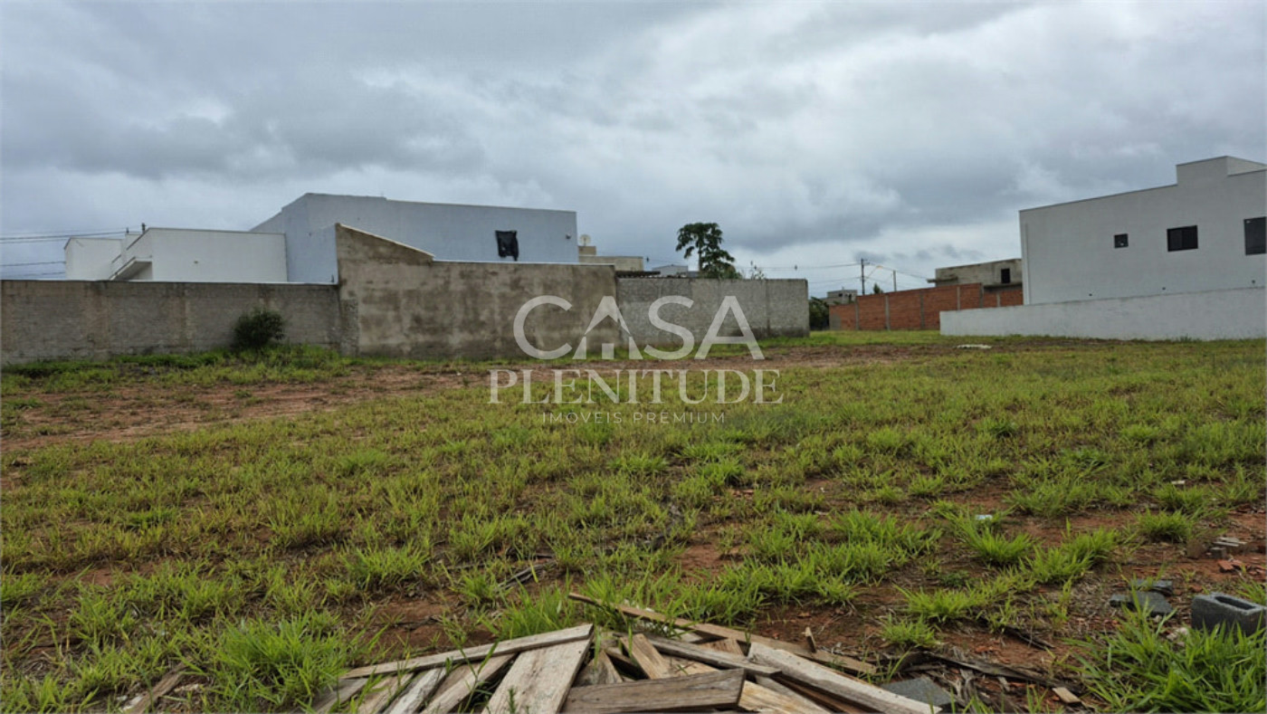 Terreno em condomínio à venda em Jardim São Lucas, Salto de Pirapora, SP