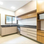 Casa à venda com 3 quartos, sendo 2 suítes, no condomínio Residencial Erika, São Paulo - SP