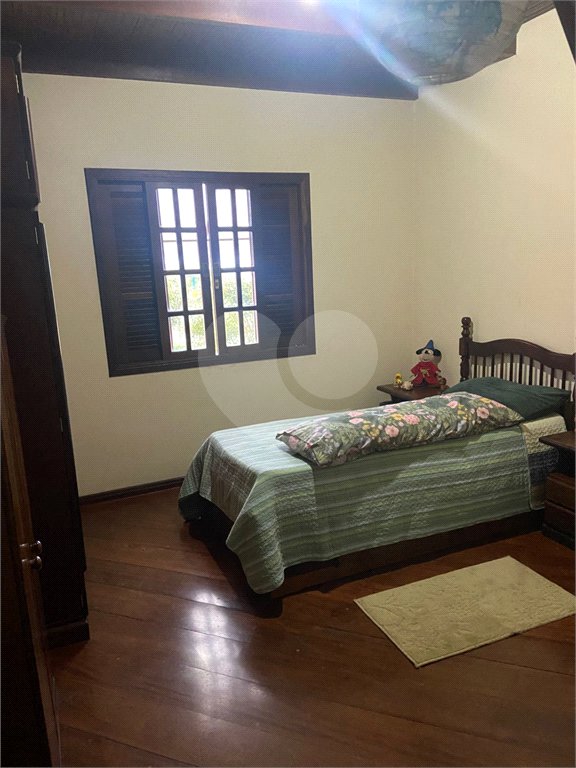 Sobrado à venda com 3 quartos, sendo 1 suíte,  em Vila Suissa, Mogi das Cruzes, SP