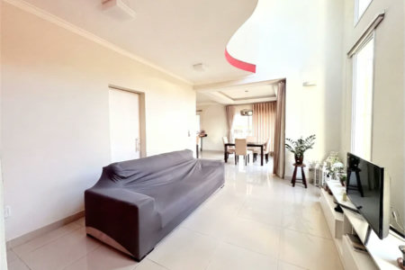 Casa à venda com 3 suítes em Parque Nova Suíça, Valinhos, SP