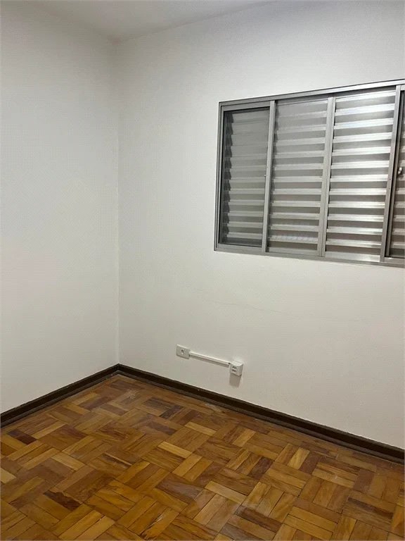 Casa à venda com 5 quartos, sendo 3 suítes, em Jardim Bonfiglioli, São Paulo, SP