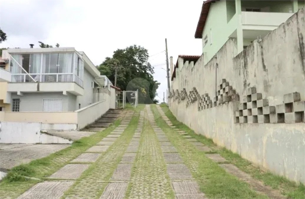 Triplex à venda com 3 quartos em Chácara Canta Galo, Cotia, SP