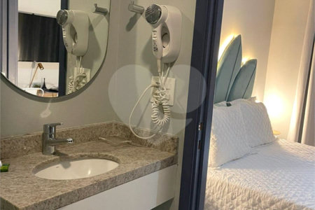 Kitnet à venda com 1 quarto no Centro, São Paulo, SP