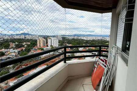 Apartamento à venda com 3 quartos, sendo 1 suíte, em Alto da Lapa, São Paulo, SP