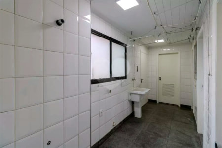 Apartamento à venda com 4 quartos, sendo 2 suítes, em Paraíso do Morumbi, São Paulo, SP