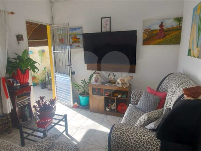 Casa Térrea à venda com 3 quartos em Terra Preta (terra Preta), Mairiporã, SP