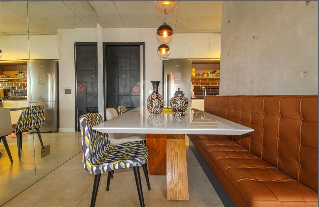 Apartamento à venda com 2 quartos, sendo 1 suíte, em Vila Olímpia, São Paulo, SP