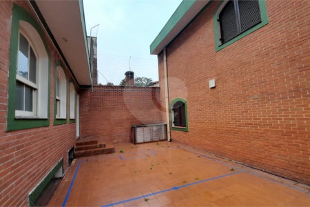 Sobrado para alugar com 5 quartos, sendo 3 suítes, em Jardim do Mar, São Bernardo do Campo, SP