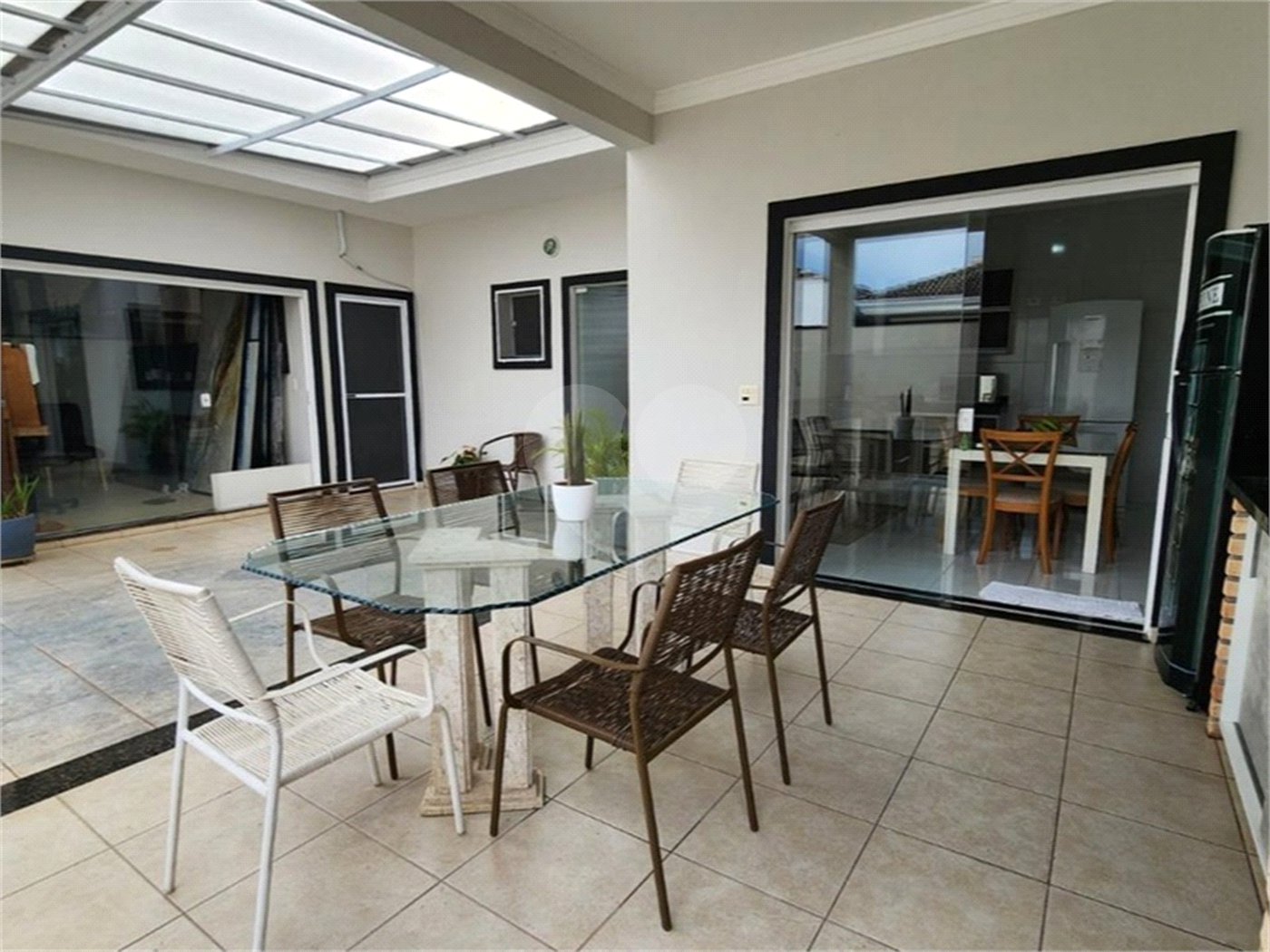 Casa à venda com 4 quartos, sendo 2 suítes, no condomínio Ibiti Royal Park, Sorocaba - SP