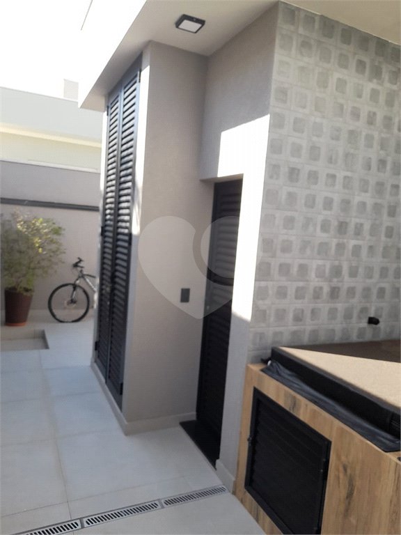 Casa à venda com 3 suítes no condomínio Reserva Real, Paulínia - SP