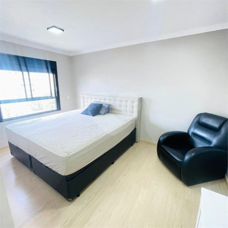 Apartamento à venda com 2 quartos, sendo 1 suíte,  em Vila Romana, São Paulo, SP