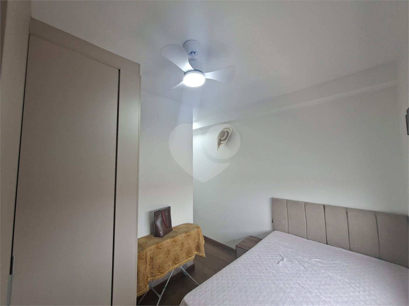 Apartamento à venda com 3 quartos, sendo 1 suíte,  no Centro, Itapetininga, SP