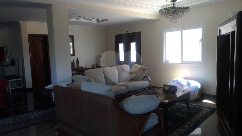 Casa à venda com 5 suítes em Arujázinho I, Ii e Iii, Arujá, SP