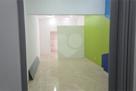 Salão para alugar em Vila Monte Belo, Itaquaquecetuba, SP