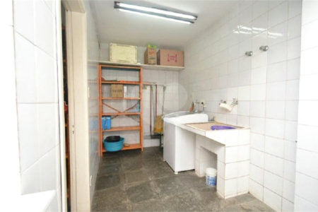 Casa à venda com 5 quartos, sendo 2 suítes, em Vila Galvão, Guarulhos, SP