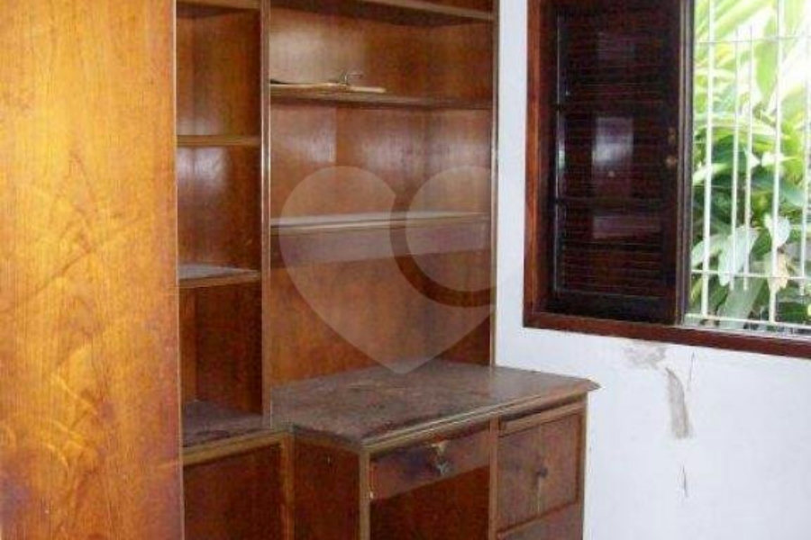 Sobrado à venda com 4 quartos em Parada Inglesa, São Paulo, SP