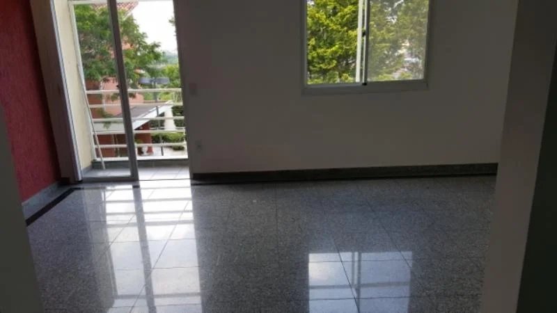 Casa à venda com 3 quartos, sendo 1 suíte, em Vila São Silvestre, São Paulo, SP