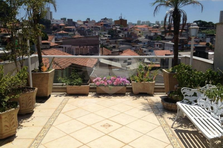 Sobrado à venda com 3 quartos, sendo 1 suíte, em Vila Nova Cachoeirinha, São Paulo, SP