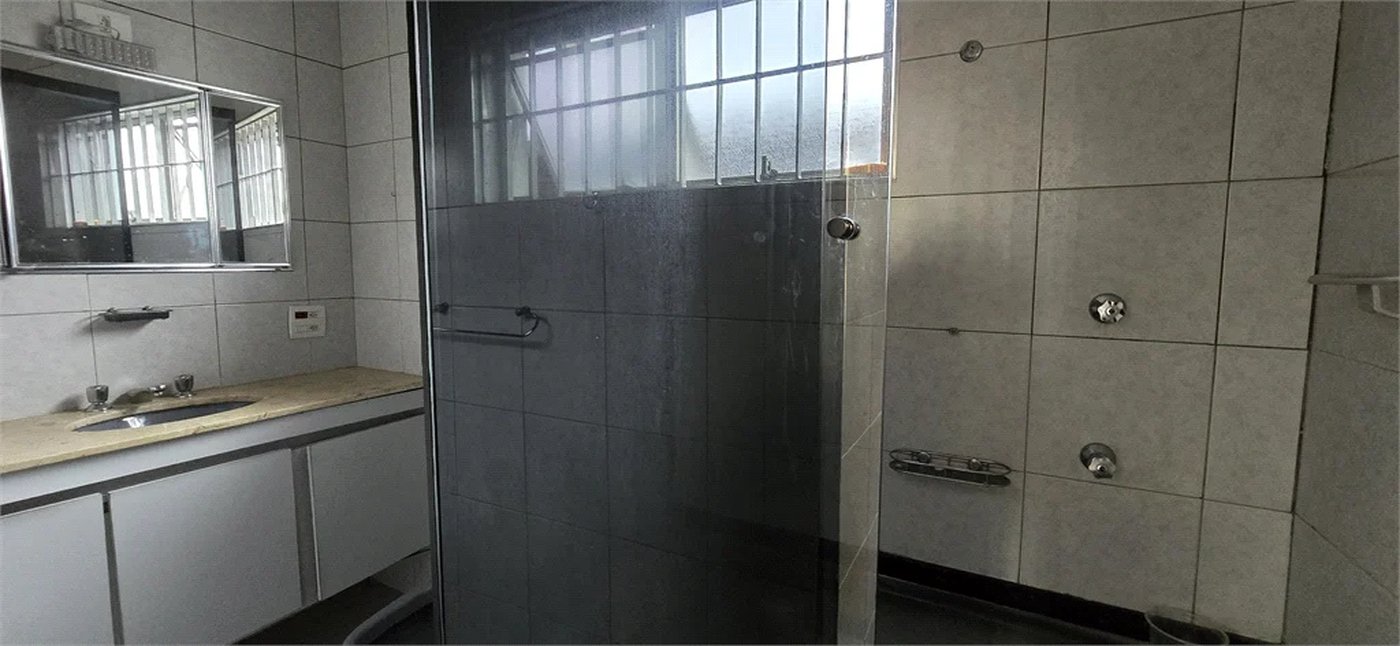 Casa à venda com 3 quartos, sendo 1 suíte, em Lar São Paulo, São Paulo, SP