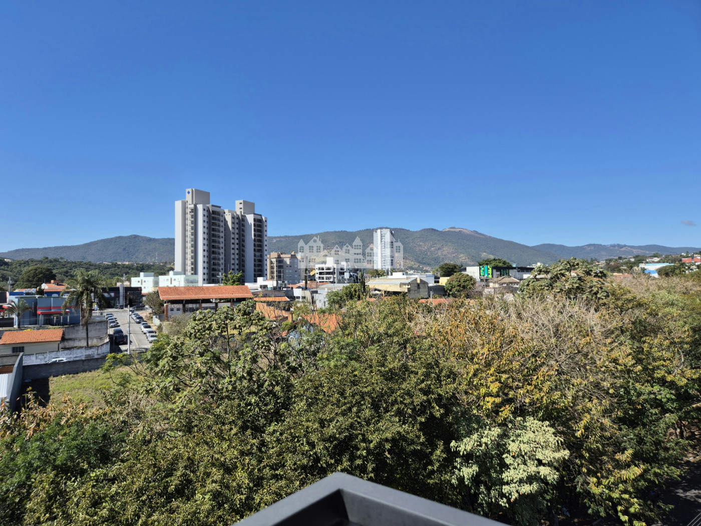 Apartamento à venda com 2 quartos, sendo 1 suíte, em Vila Thais, Atibaia, SP