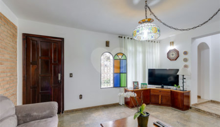Casa de Vila à venda com 3 quartos, sendo 1 suíte, em Granja Julieta, São Paulo, SP