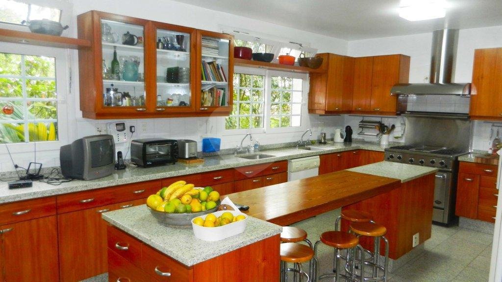 Casa Térrea à venda com 4 suítes em Alto da Boa Vista, São Paulo, SP