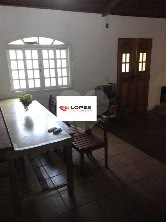 Casa Térrea à venda com 3 quartos, sendo 2 suítes, em Roseira, Mairiporã, SP