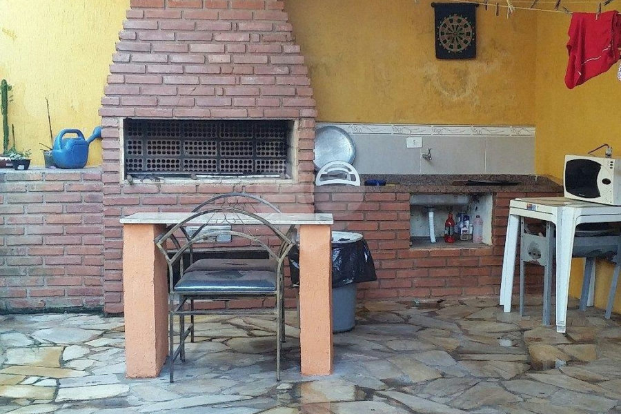 Sobrado à venda com 3 quartos, sendo 1 suíte,  em Tremembé, São Paulo, SP