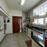 Casa à venda com 3 quartos, sendo 1 suíte, em Interlagos, São Paulo, SP