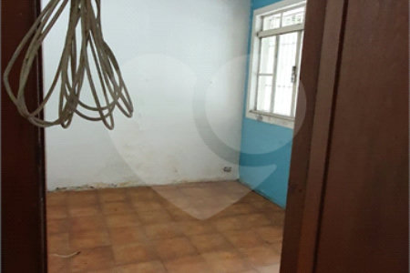 Sobrado à venda com 3 quartos em Várzea da Barra Funda, São Paulo, SP